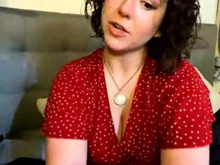 Hot brunette from squirt masturbating on webcam